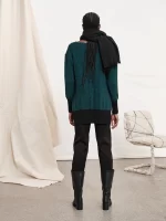 LONG V-NECK JUMPER